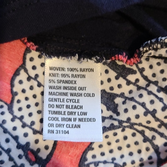 Crown and Ivy tank top size PP - Picture 4 of 4